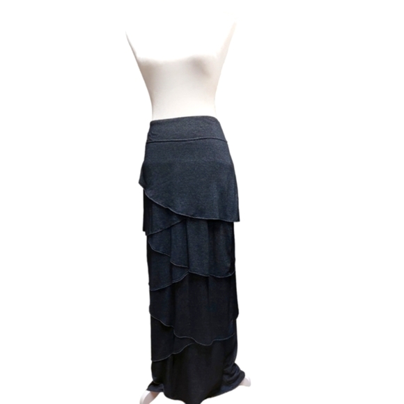Athleta Dresses & Skirts - Athleta Layered Gray Tulip Style Maxi Skirt